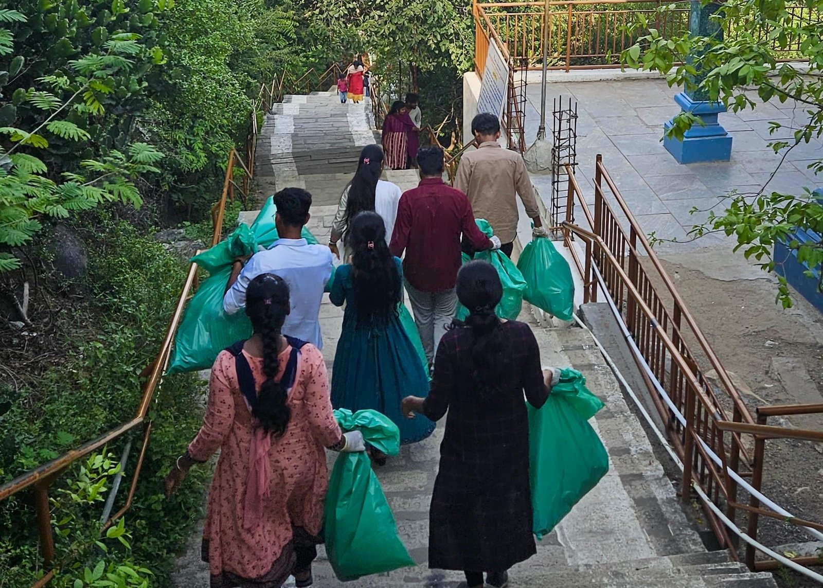 Remembrance week – Clean & Climb